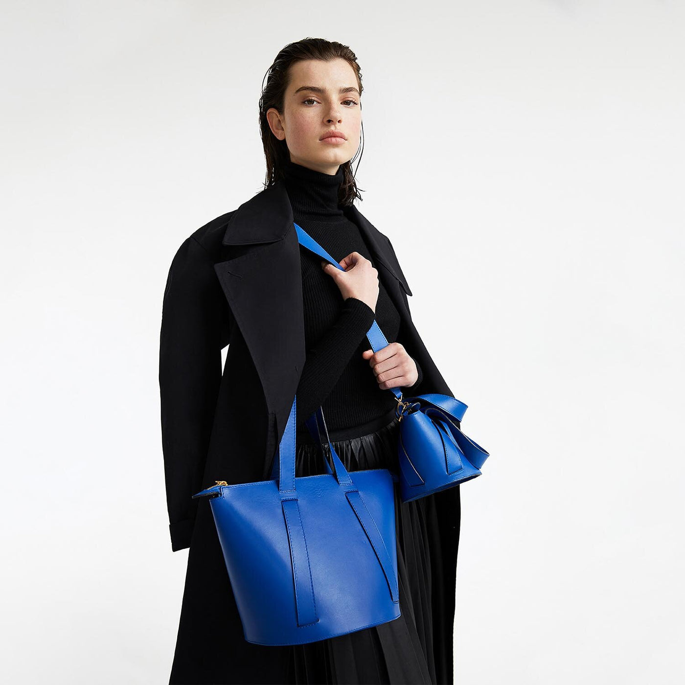 blue leather bucket bag #color_royal-blue